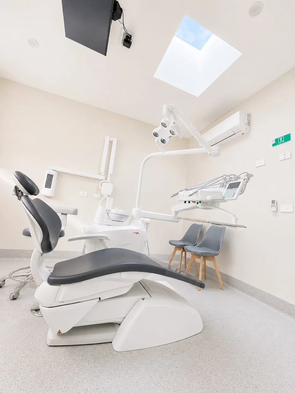 Treatment room with natural light at Allura Dental